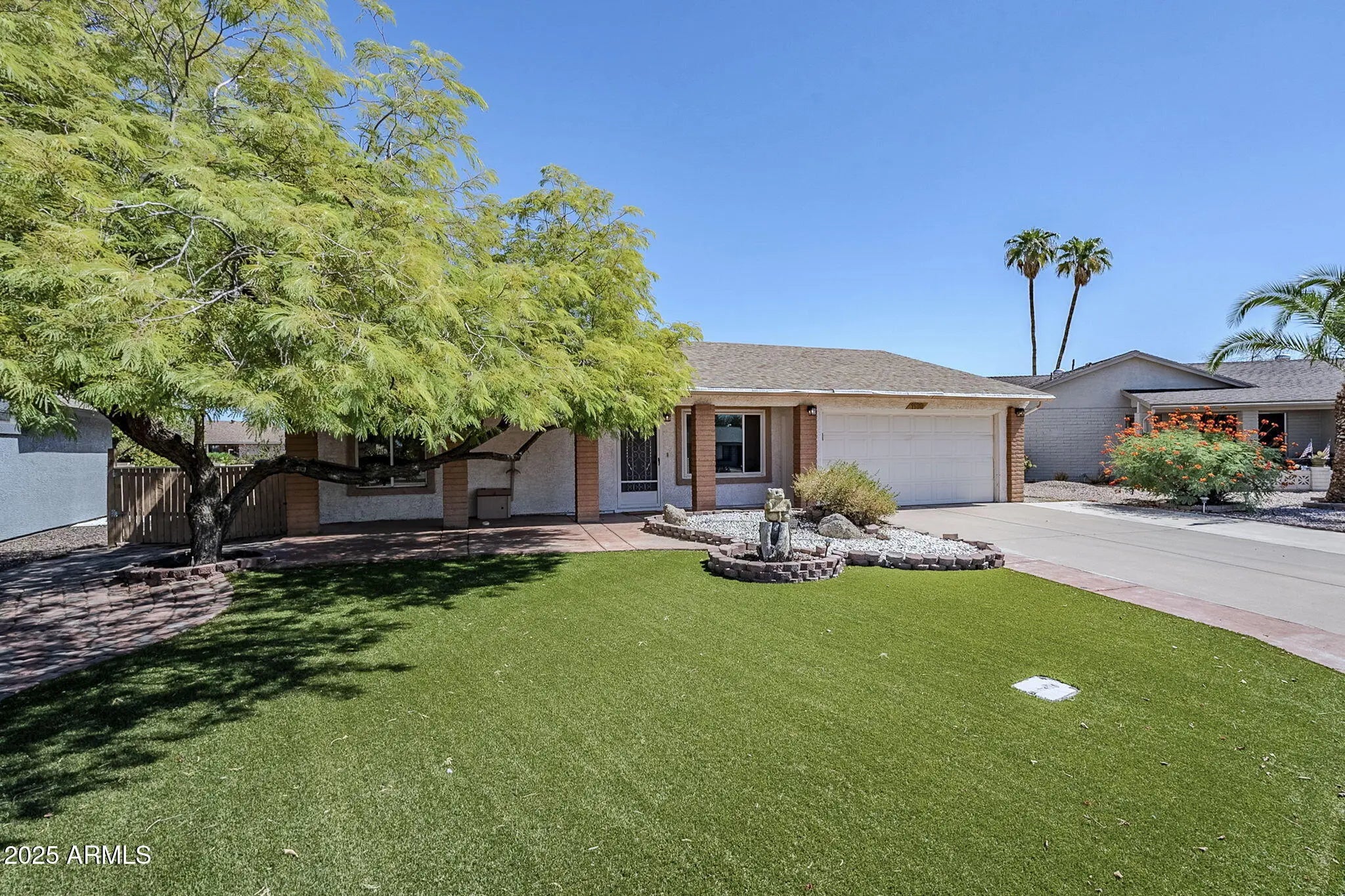 Photo of Listing #6925182