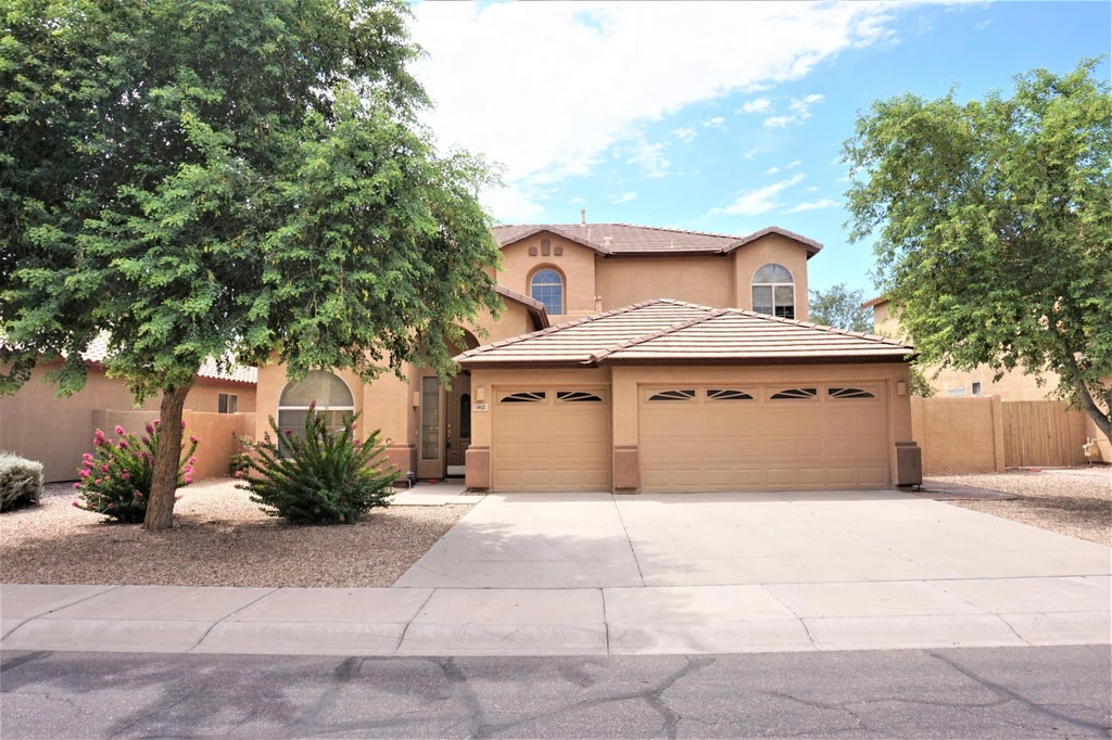 562 N Kimberlee Way, Chandler