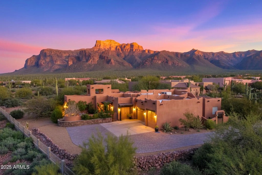 6444 E Quail Hideaway Lane, Gold Canyon