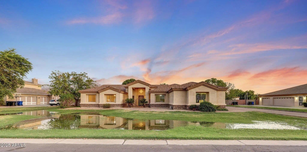 2223 E Virginia Street, Mesa