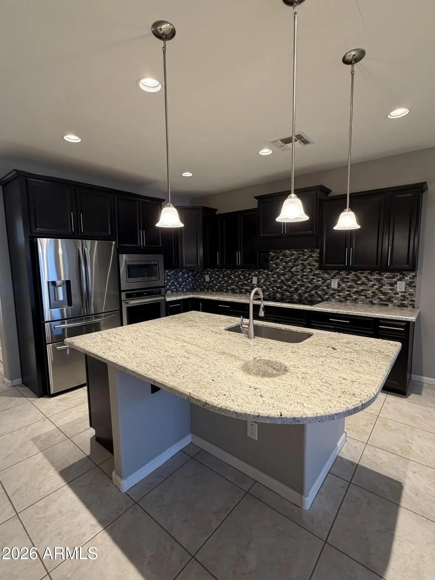 Photo of Listing #6926052