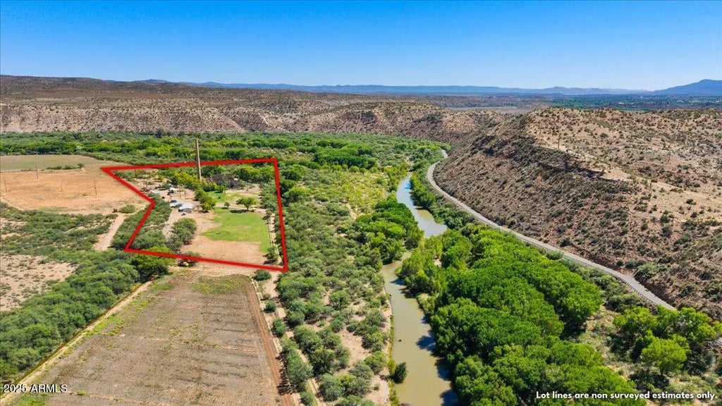 2300 N Broadway Street, Clarkdale