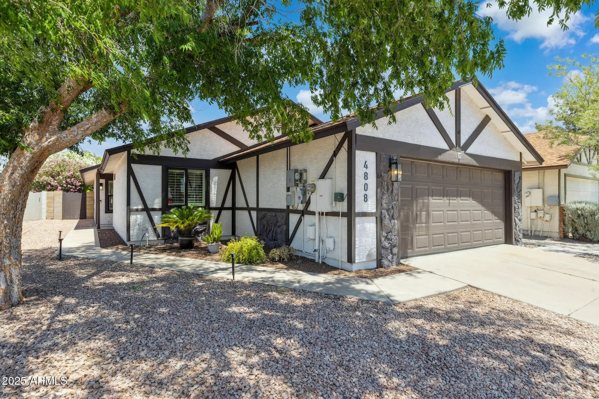 Photo of Listing #6924956