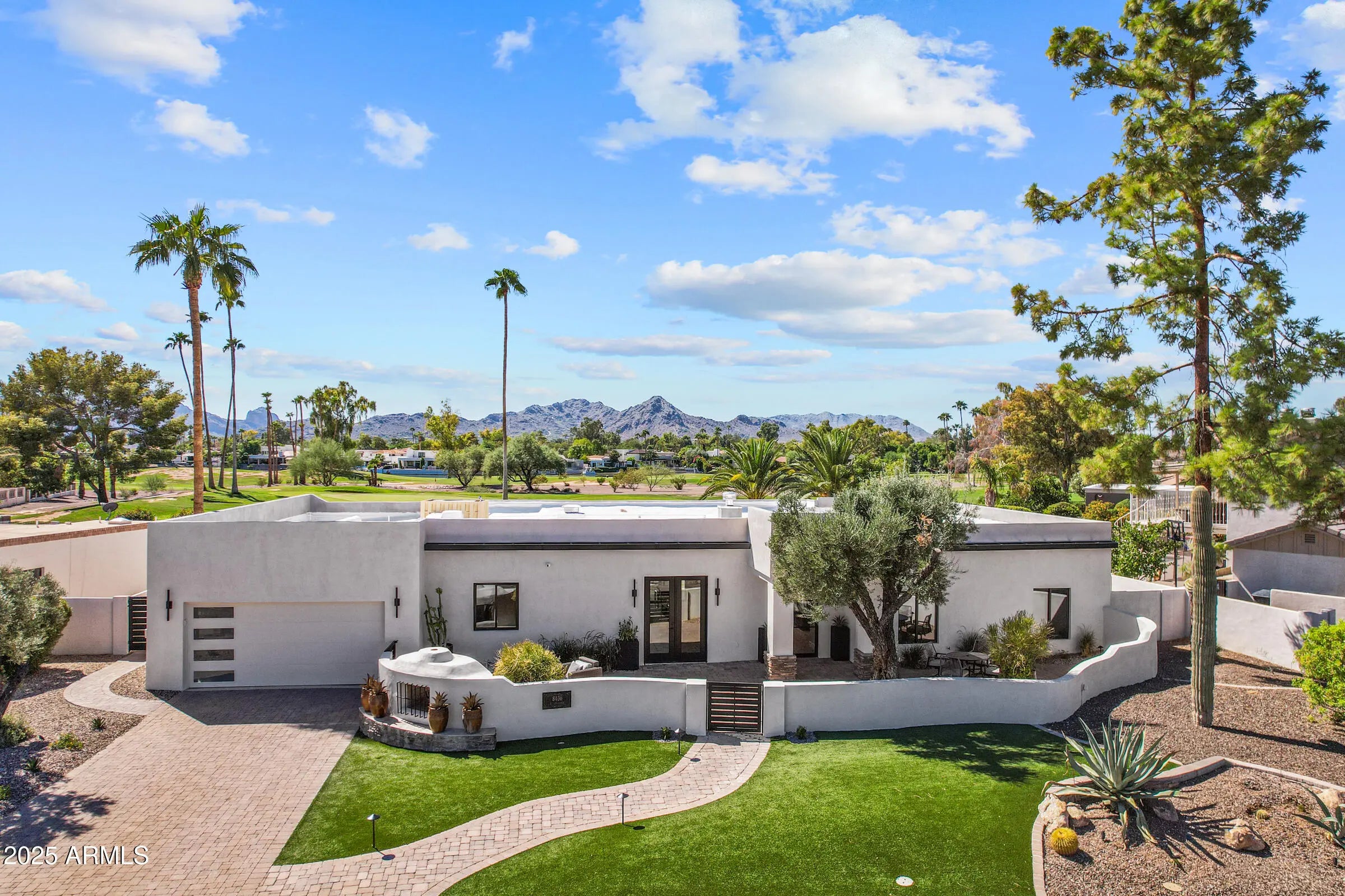 Photo of Listing #6926817