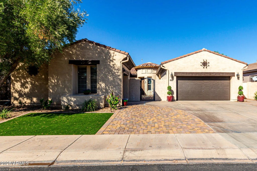 5750 S Dragoon Drive, Chandler