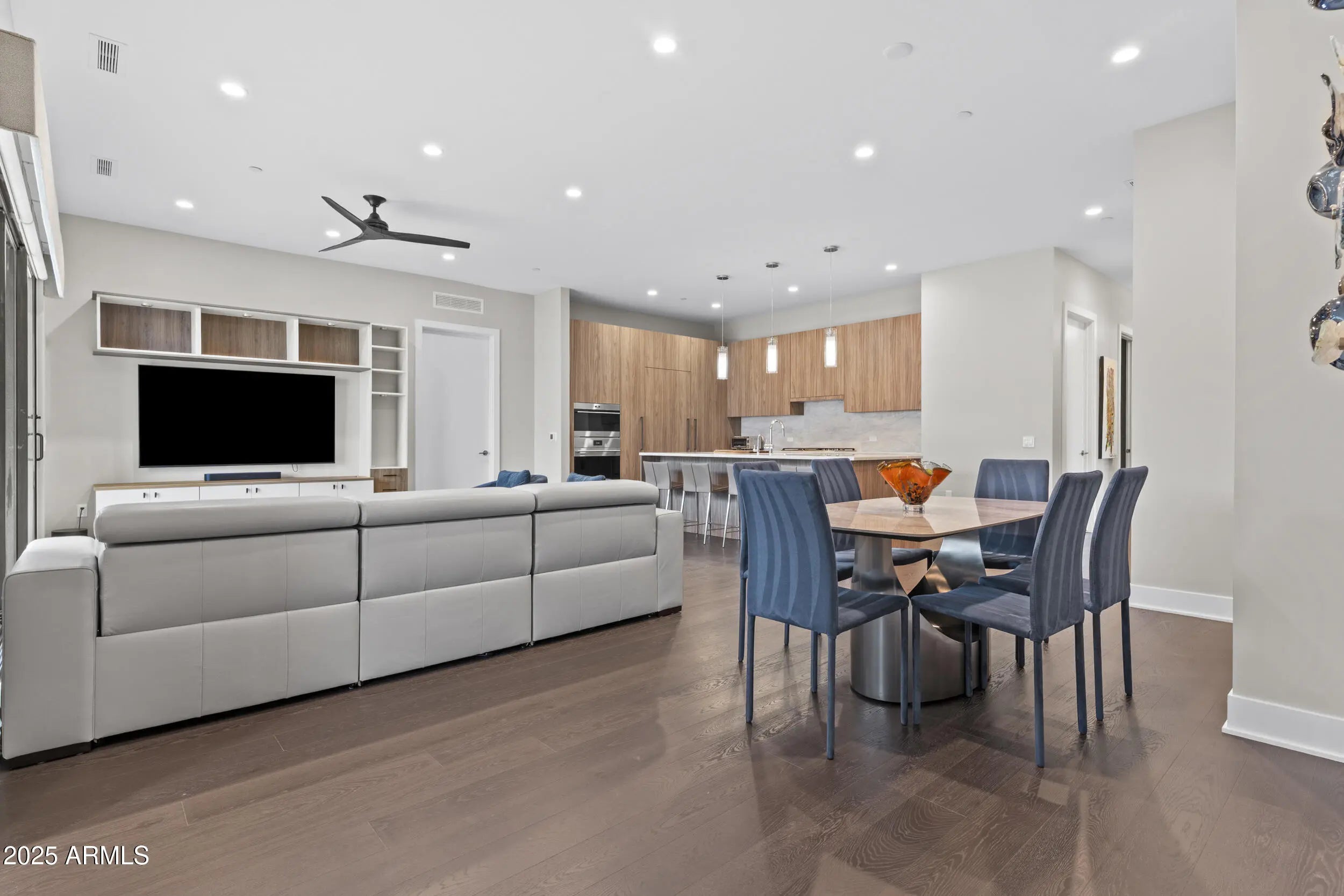 Photo of Listing #6925014