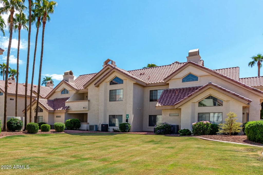 2801 N Litchfield Road (unit 27), Goodyear