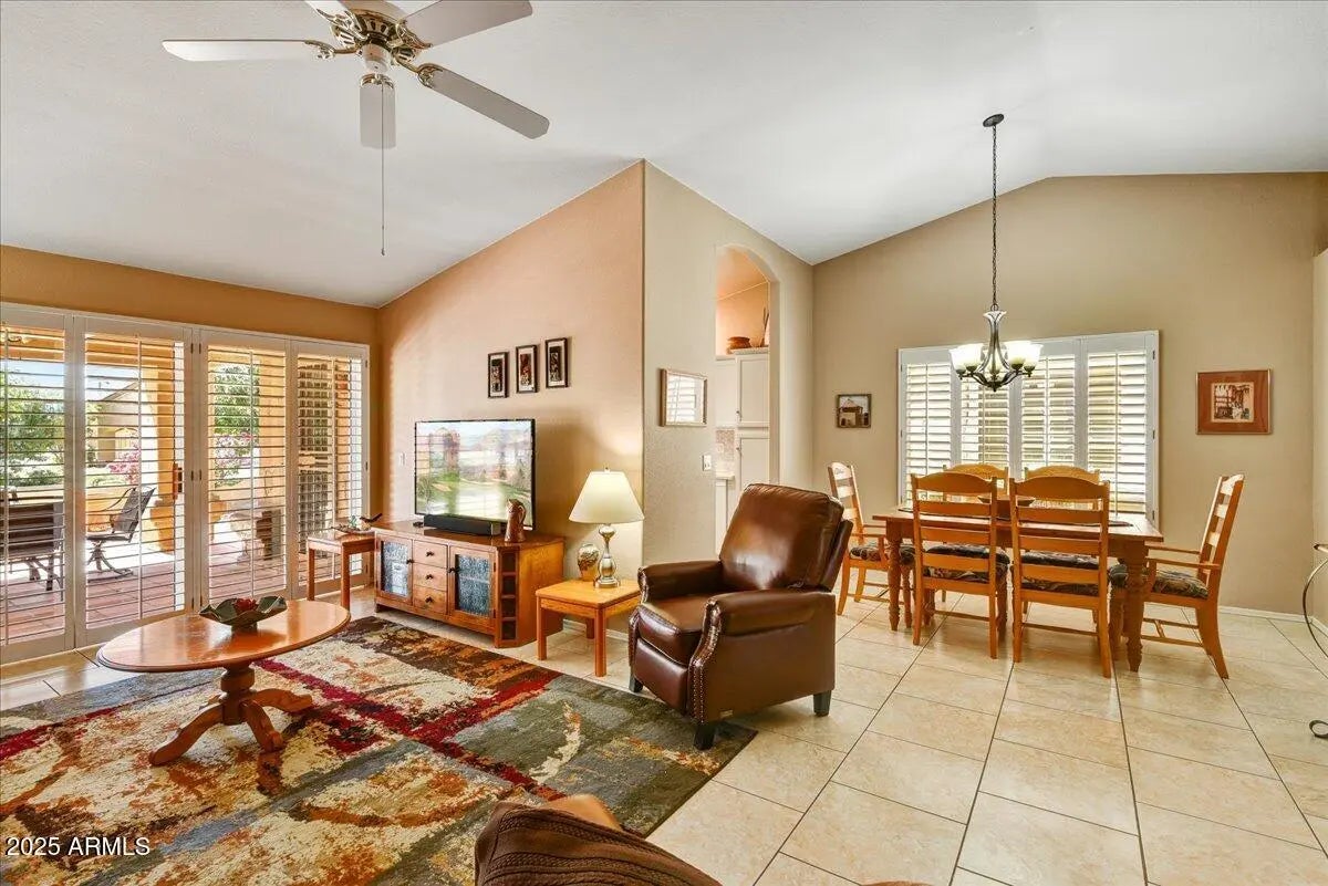 Photo of Listing #6925428