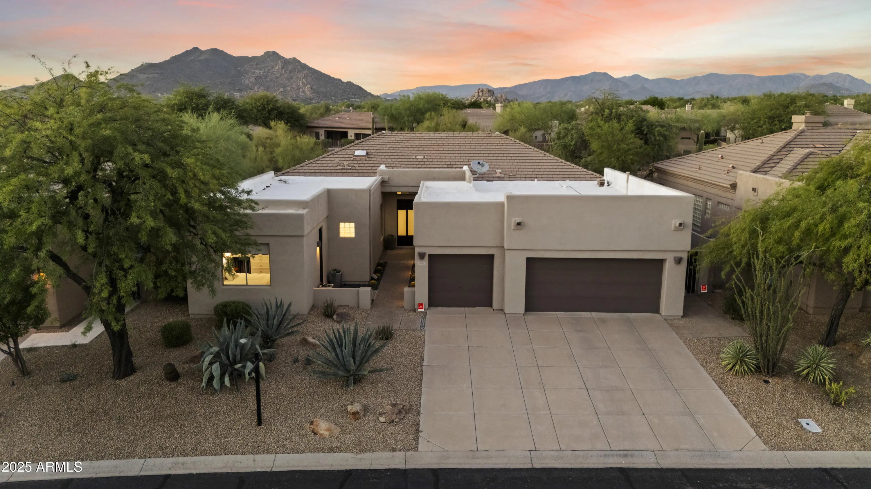 Photo of Listing #6925654