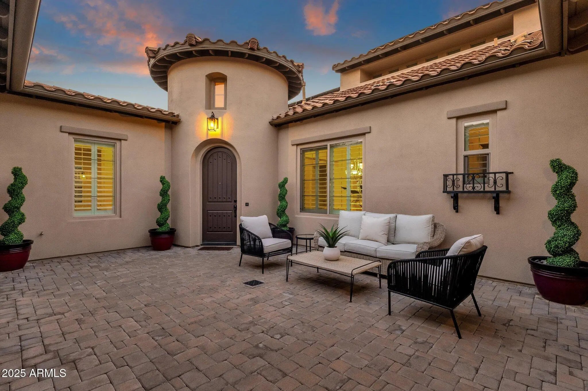 Photo of Listing #6925129