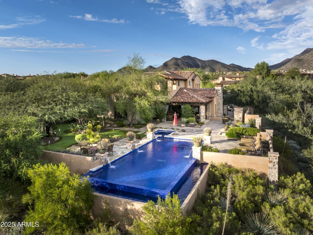 18754 N 101st Place (unit 13), Scottsdale