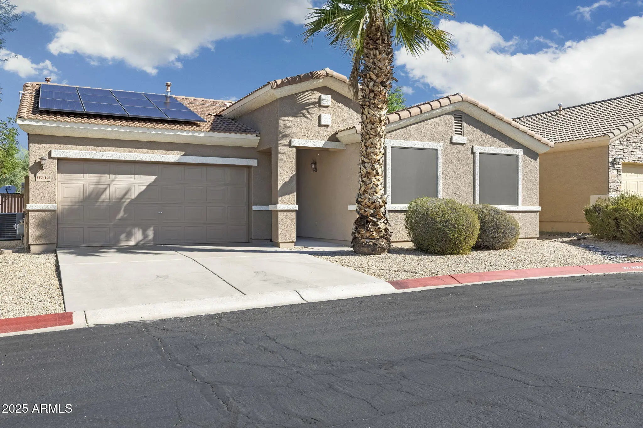 Photo of Listing #6925353