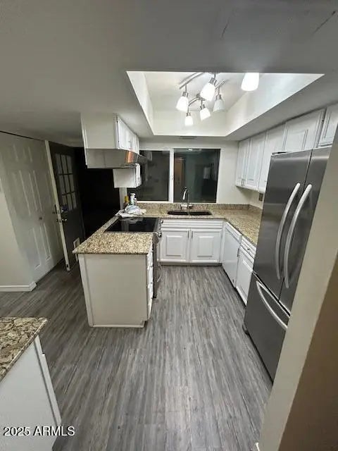 Photo of Listing #6925394