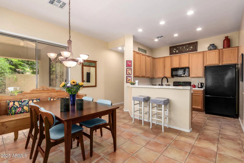 1851 W Periwinkle Way, Chandler