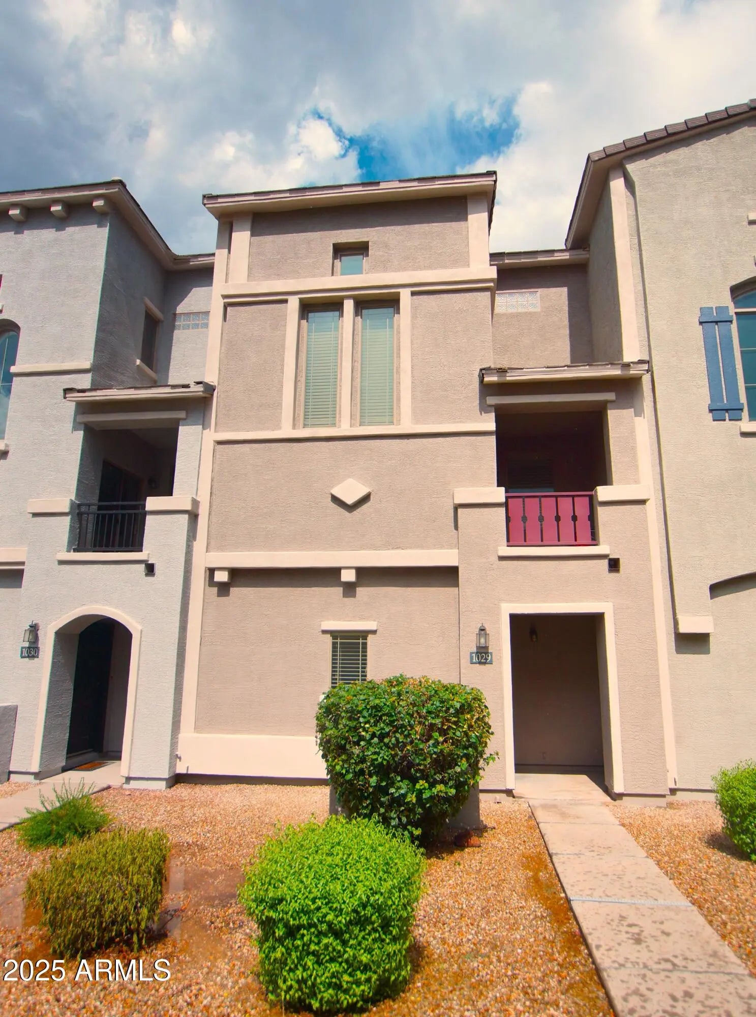 Photo of Listing #6925708