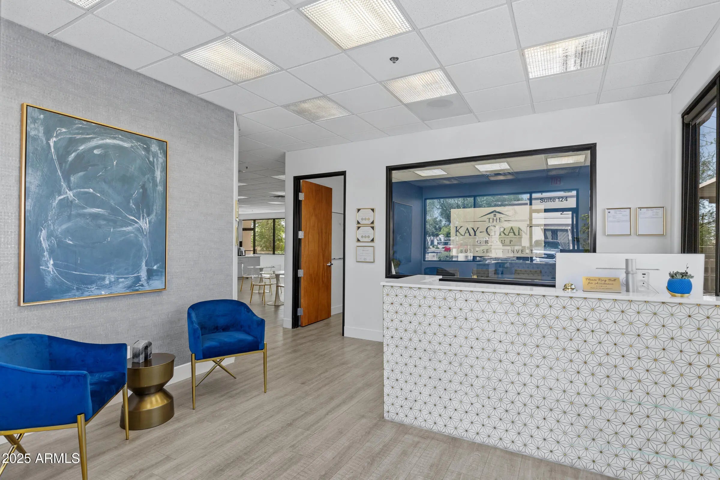 Photo of Listing #6931777