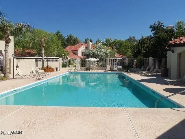 Photo of Listing #6925495