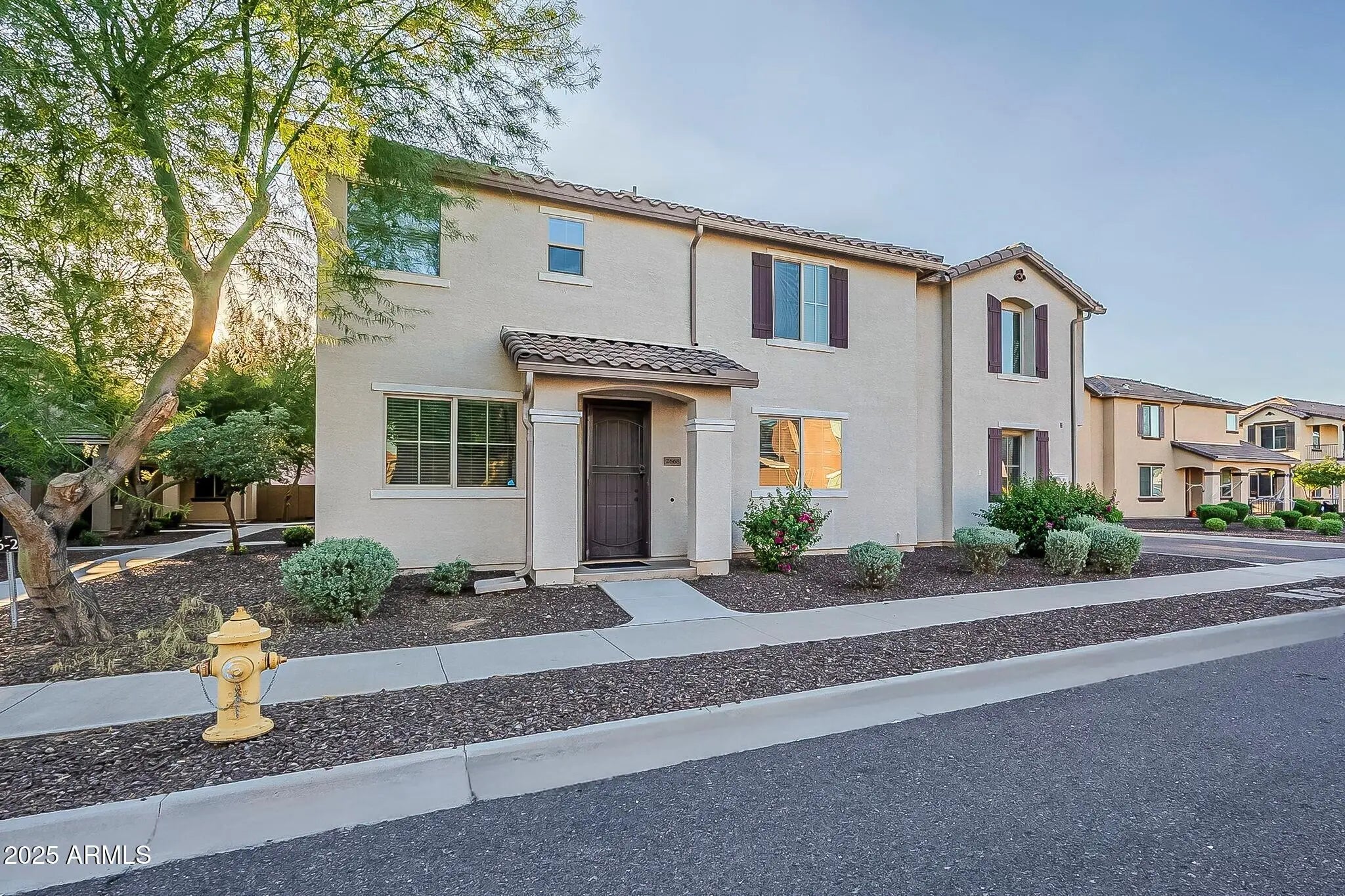 Photo of Listing #6931677