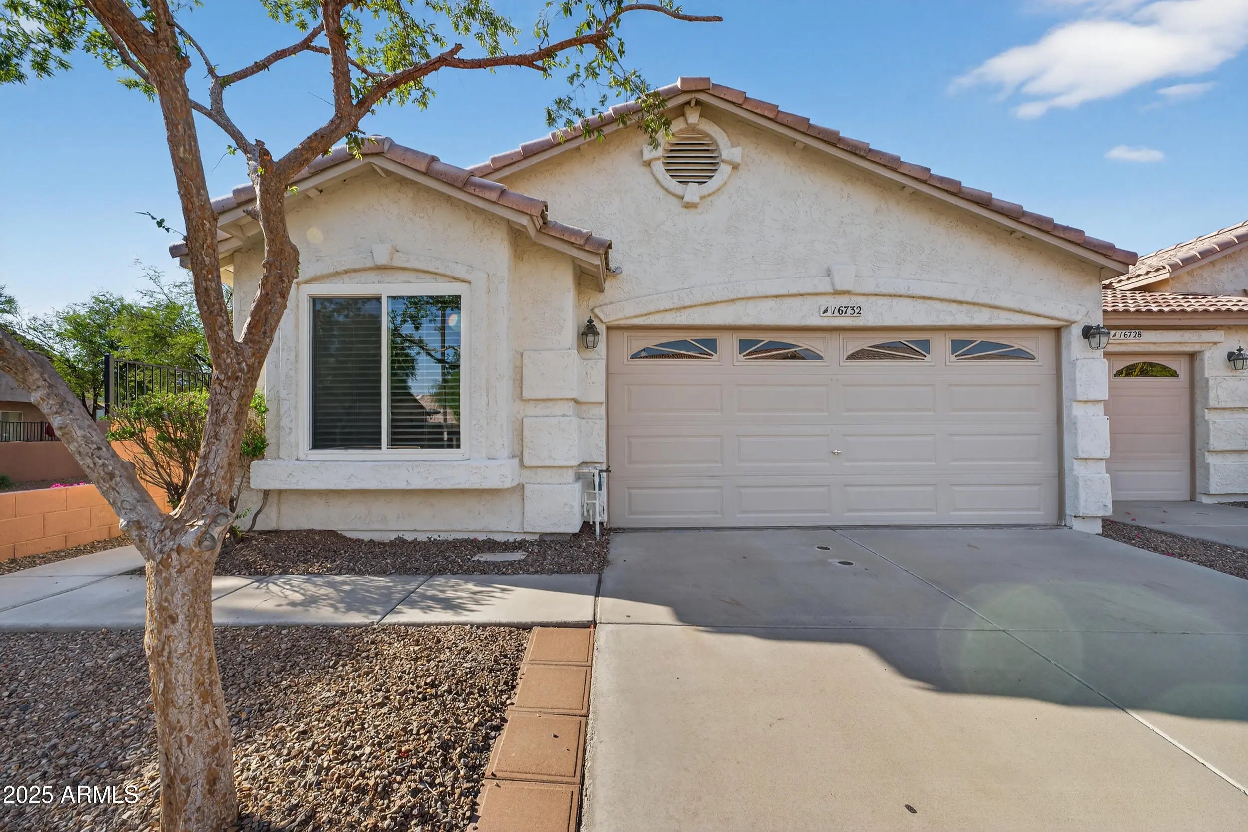 Photo of Listing #6925616