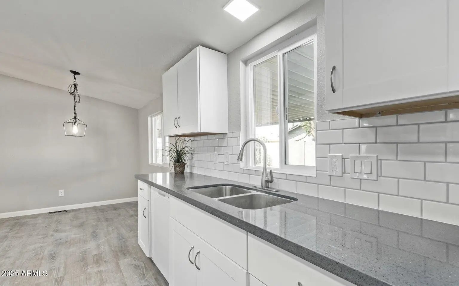 Photo of Listing #6925560