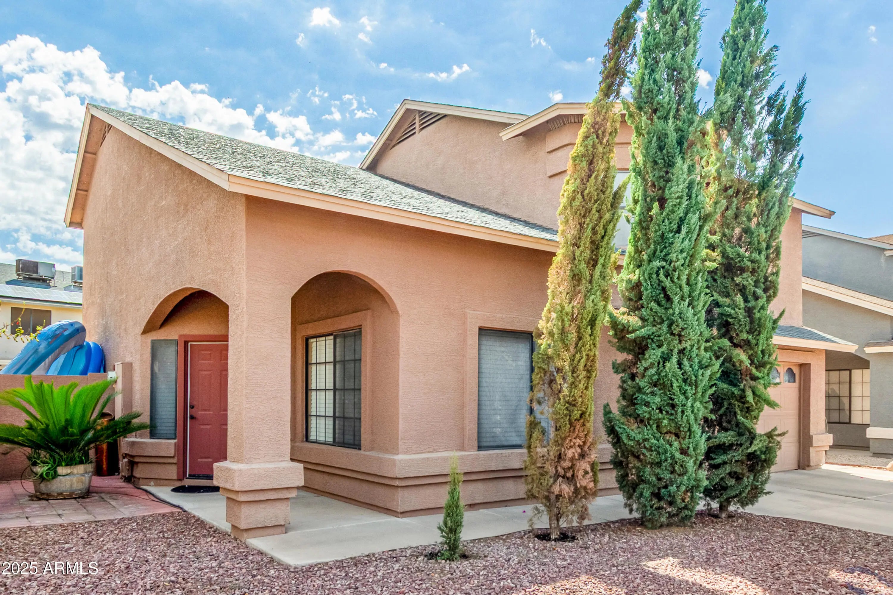 Photo of Listing #6925602