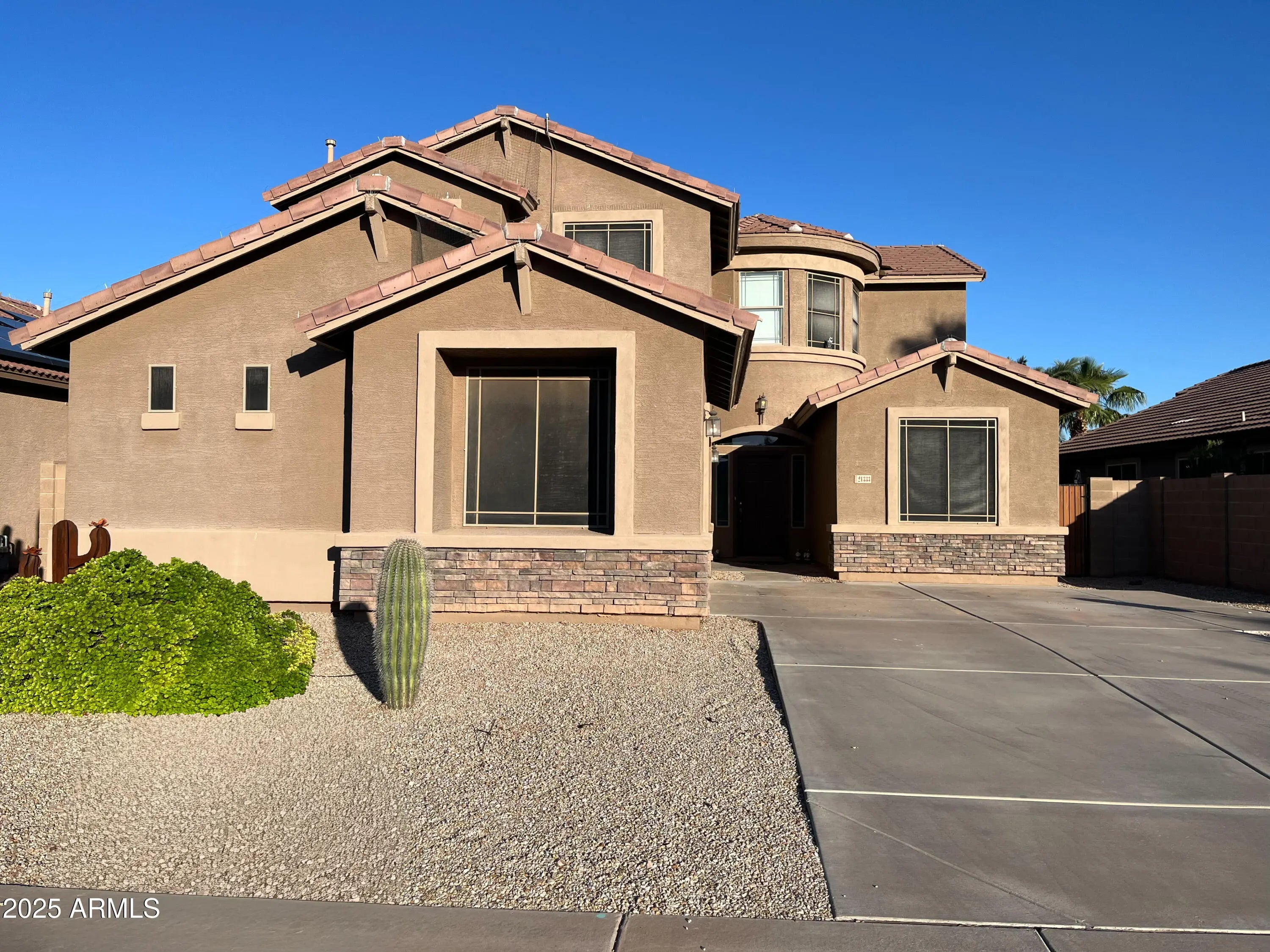 Photo of Listing #6926031