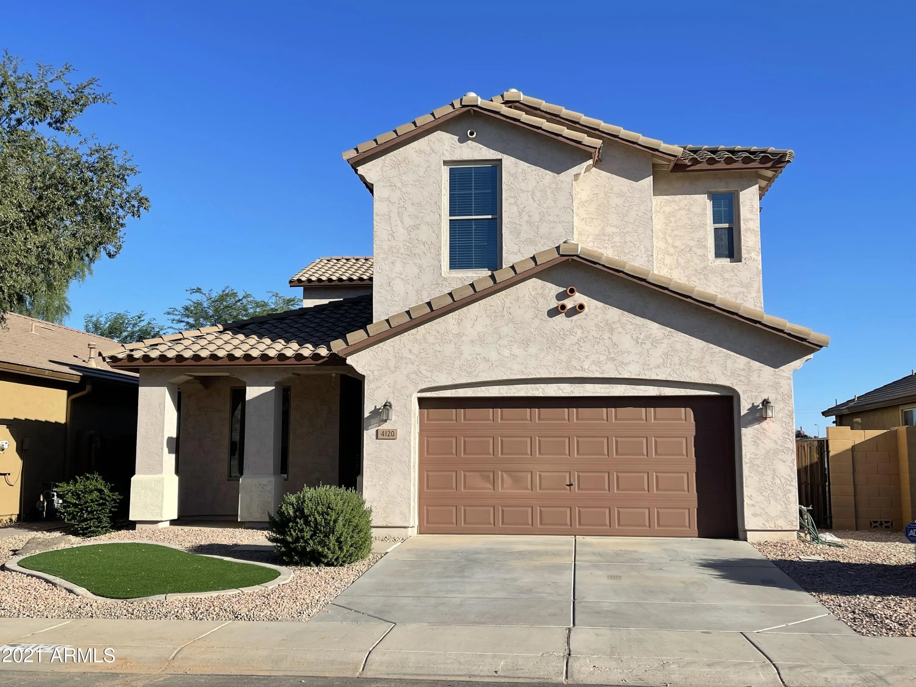 Photo of Listing #6925612