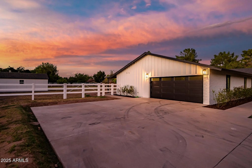 16622 W Watkins Street, Goodyear