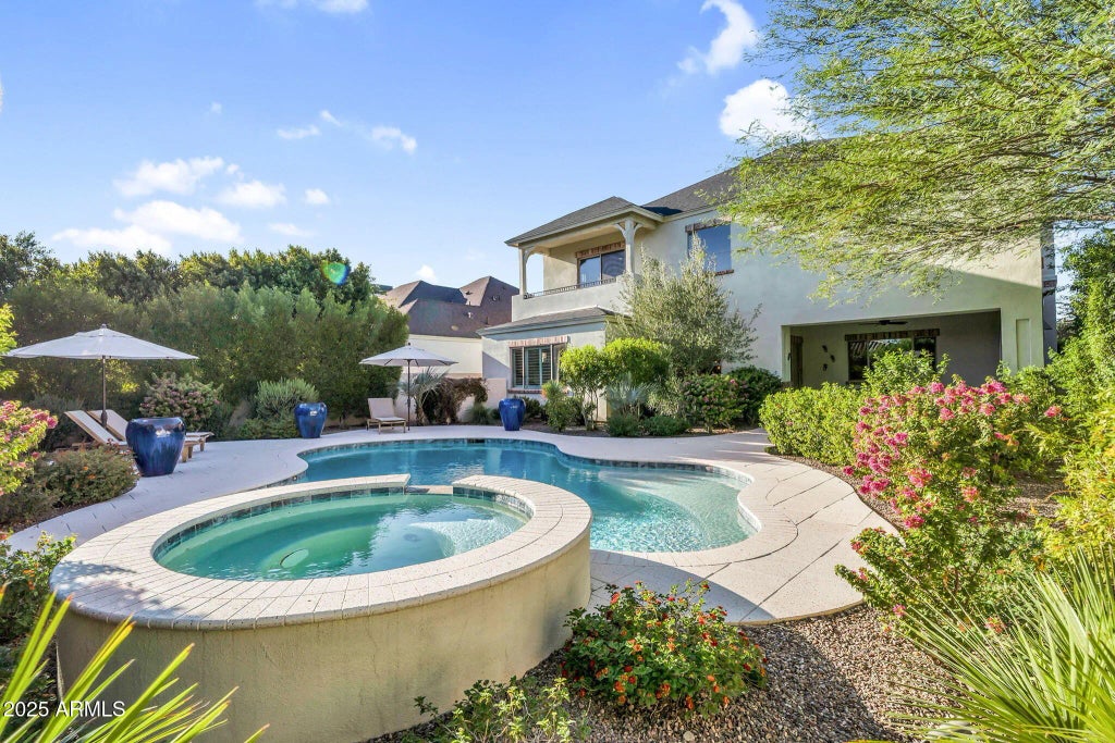 625 W Echo Lane, Phoenix