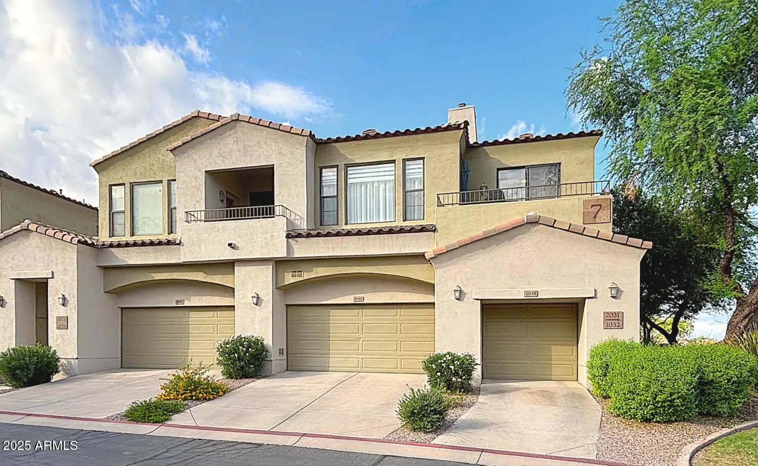 Photo of Listing #6925819