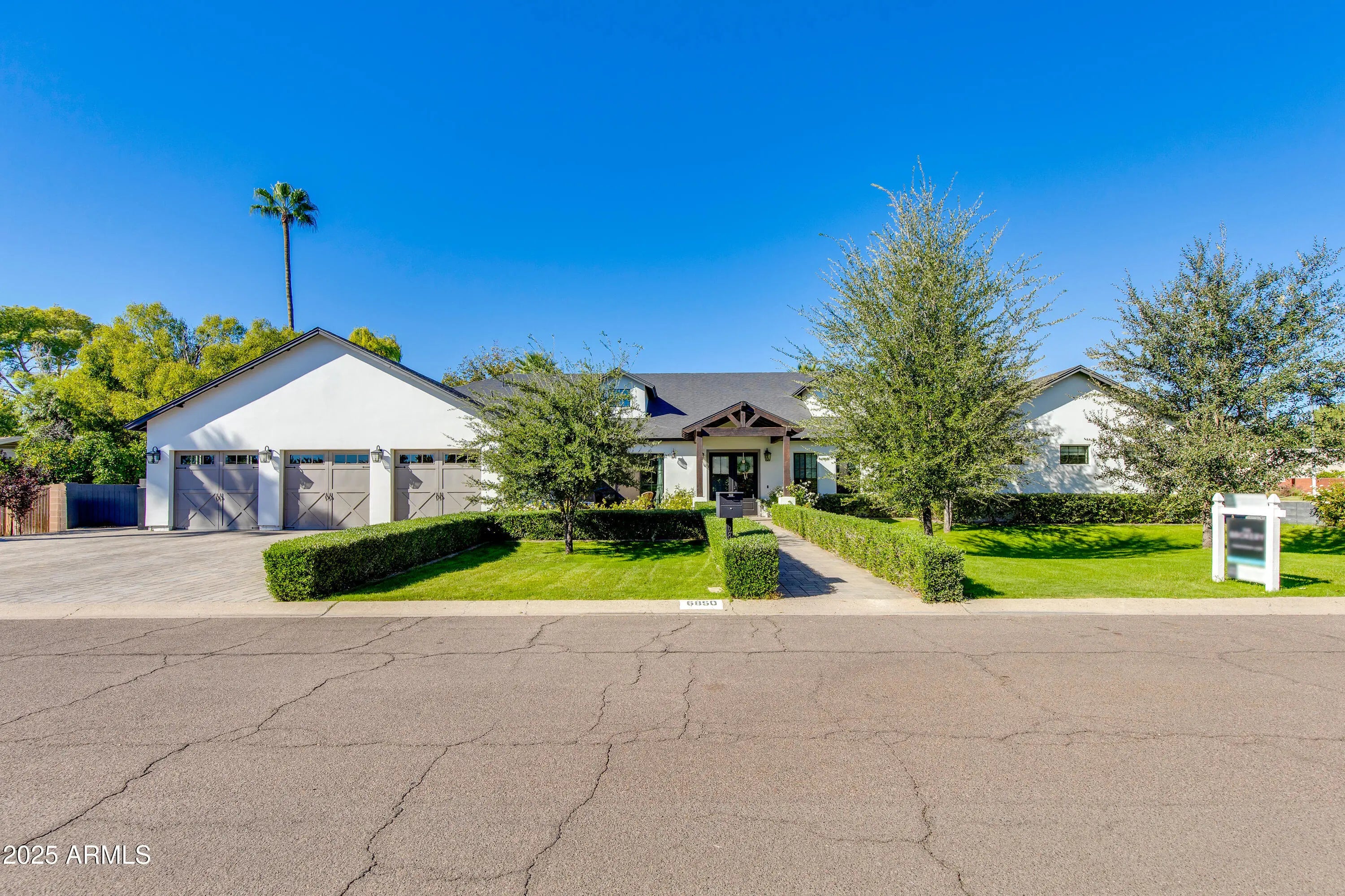 Photo of Listing #6925810