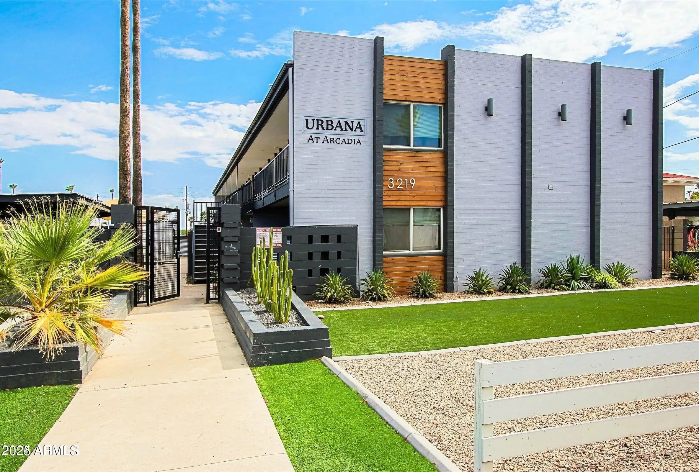 Photo of Listing #6925744