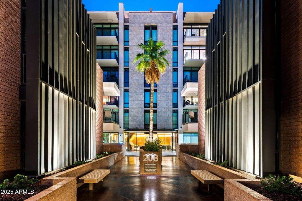 208 W Portland Street (unit 360), Phoenix
