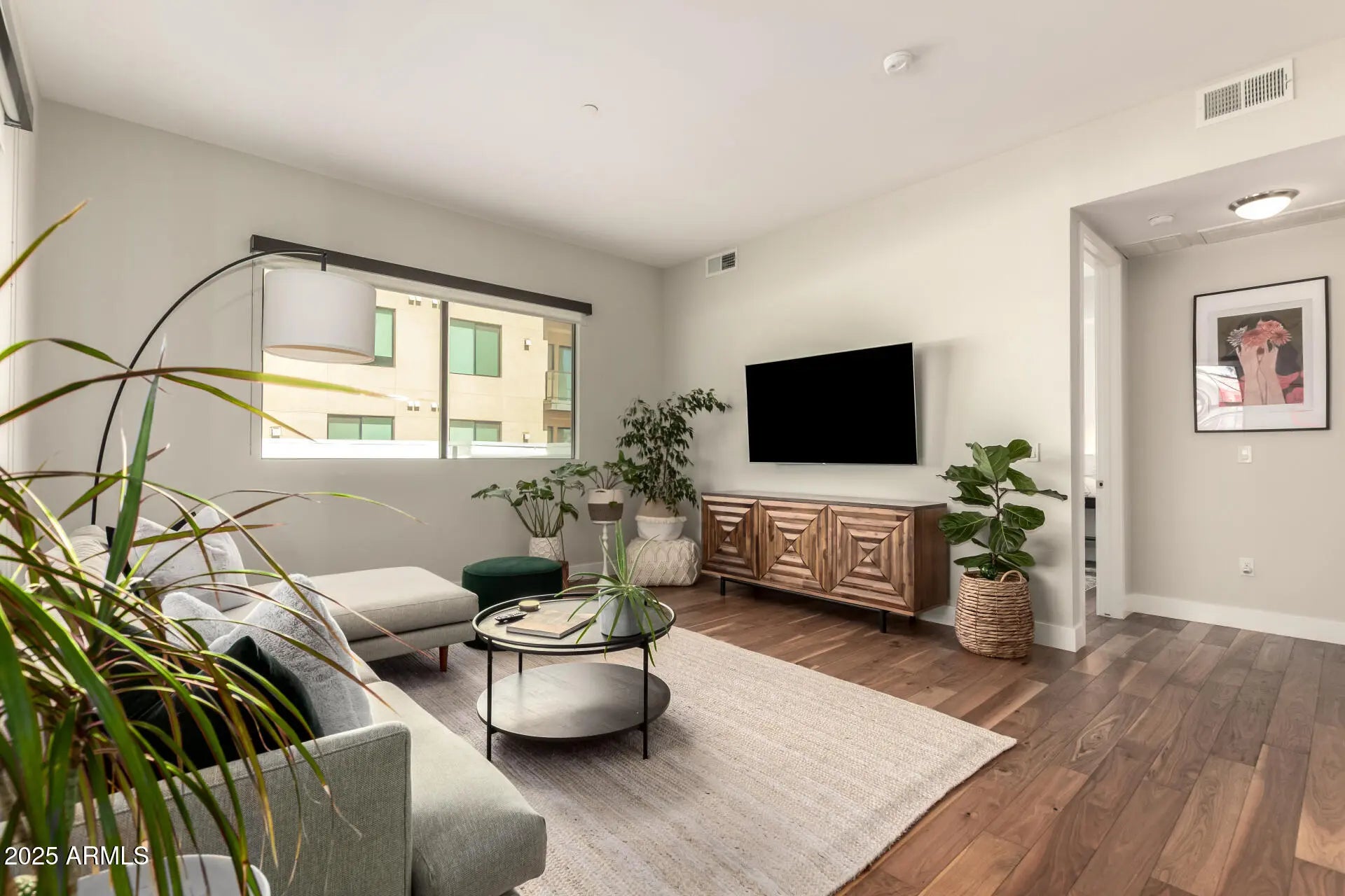 Photo of Listing #6926122