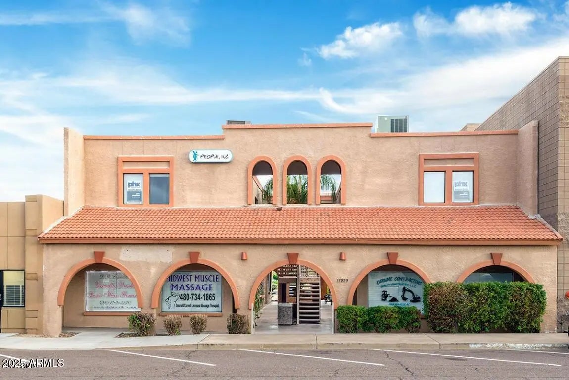 Photo of Listing #6926096