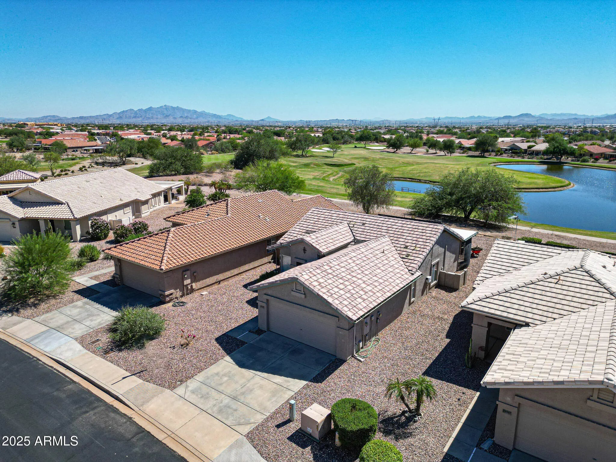 Photo of Listing #6928821