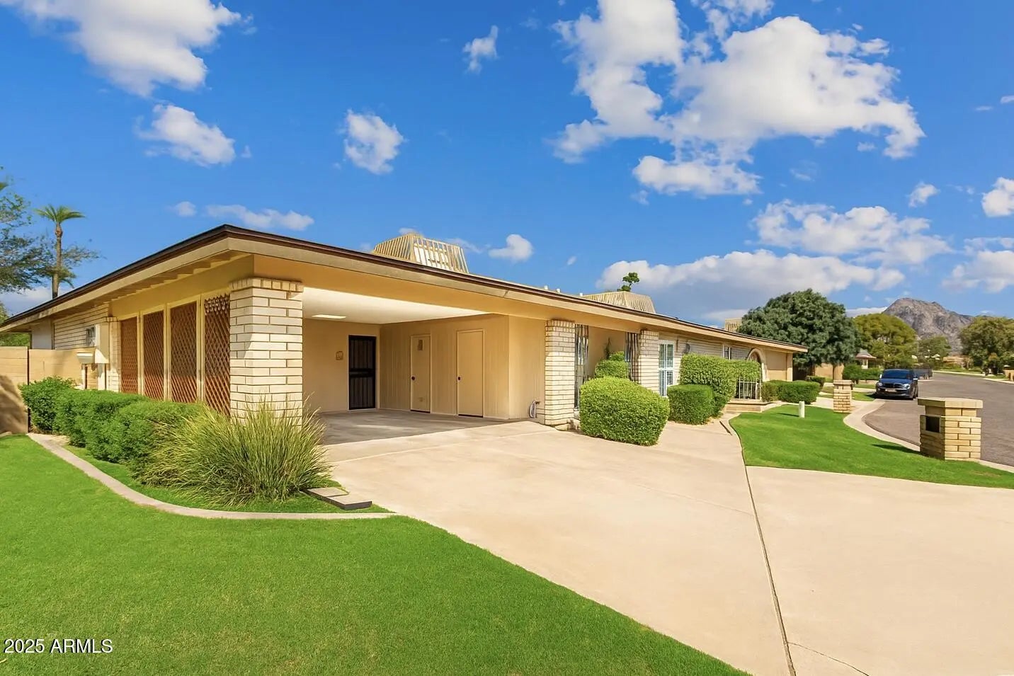 Photo of Listing #6929648