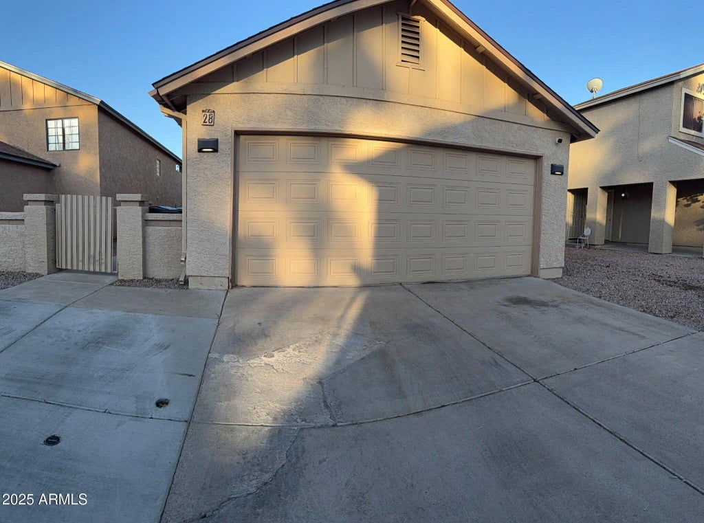 921 S Val Vista Drive (unit 28), Mesa