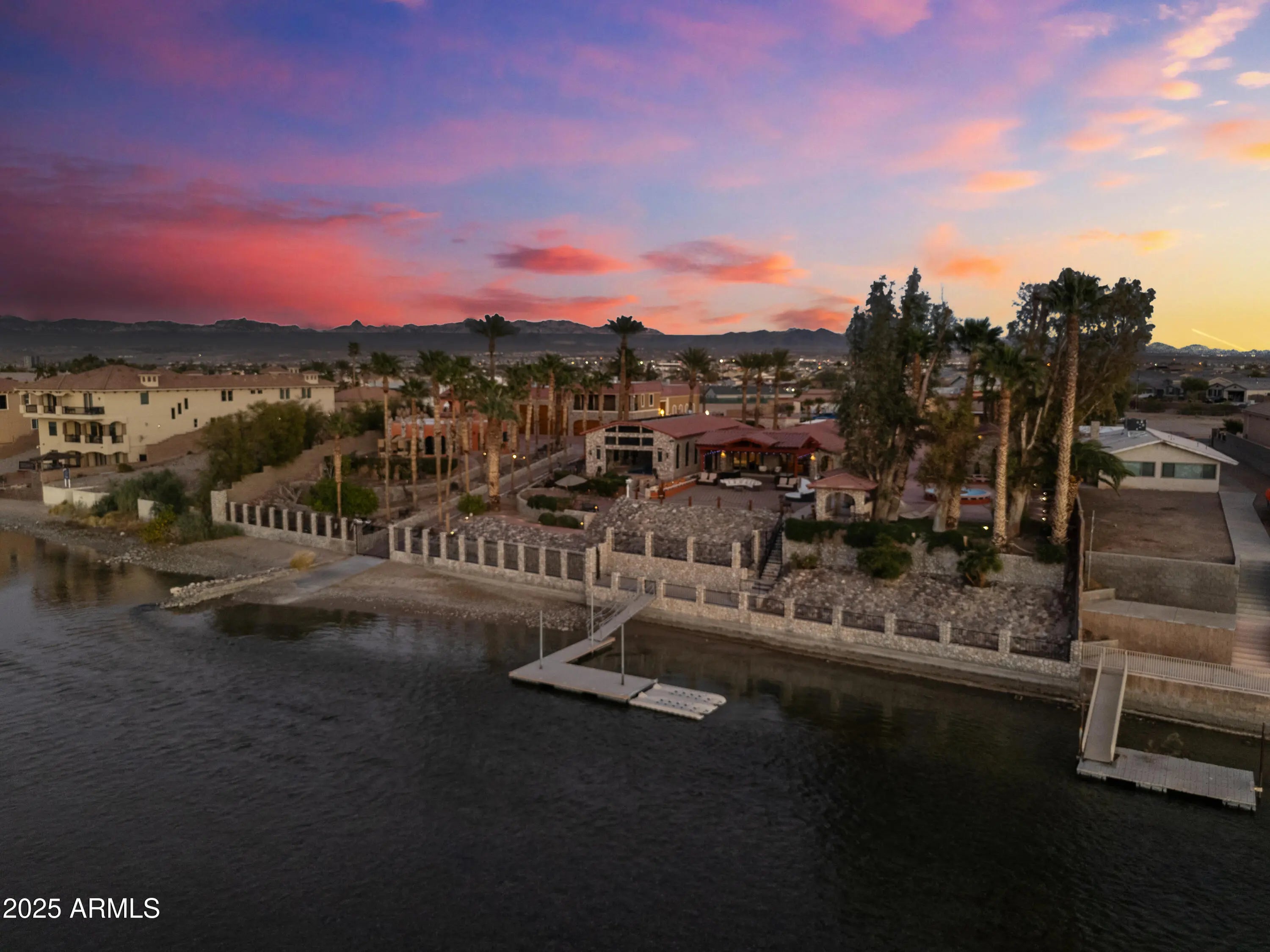 Photo of Listing #6926323