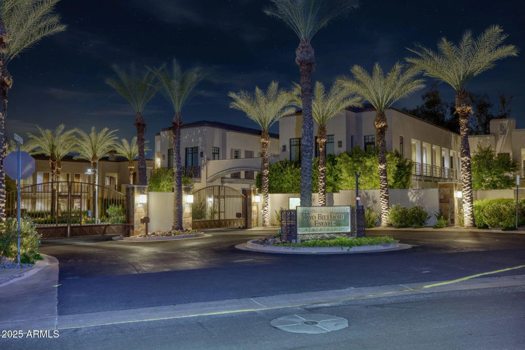 2 Biltmore Estate (unit 106), Phoenix