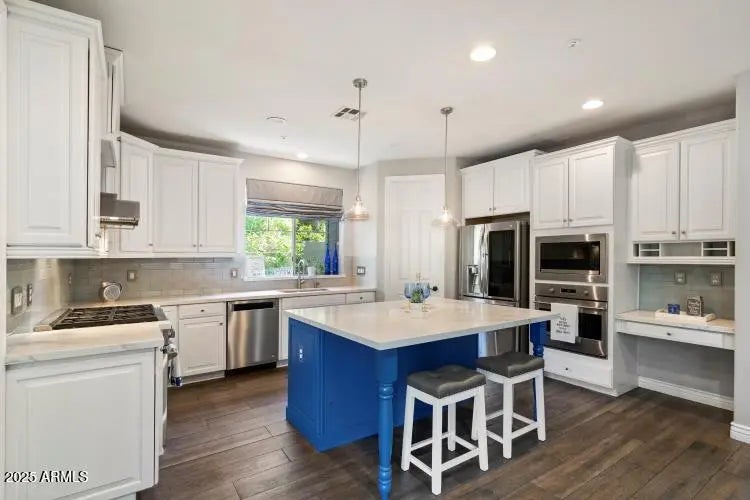 Photo of Listing #6932628