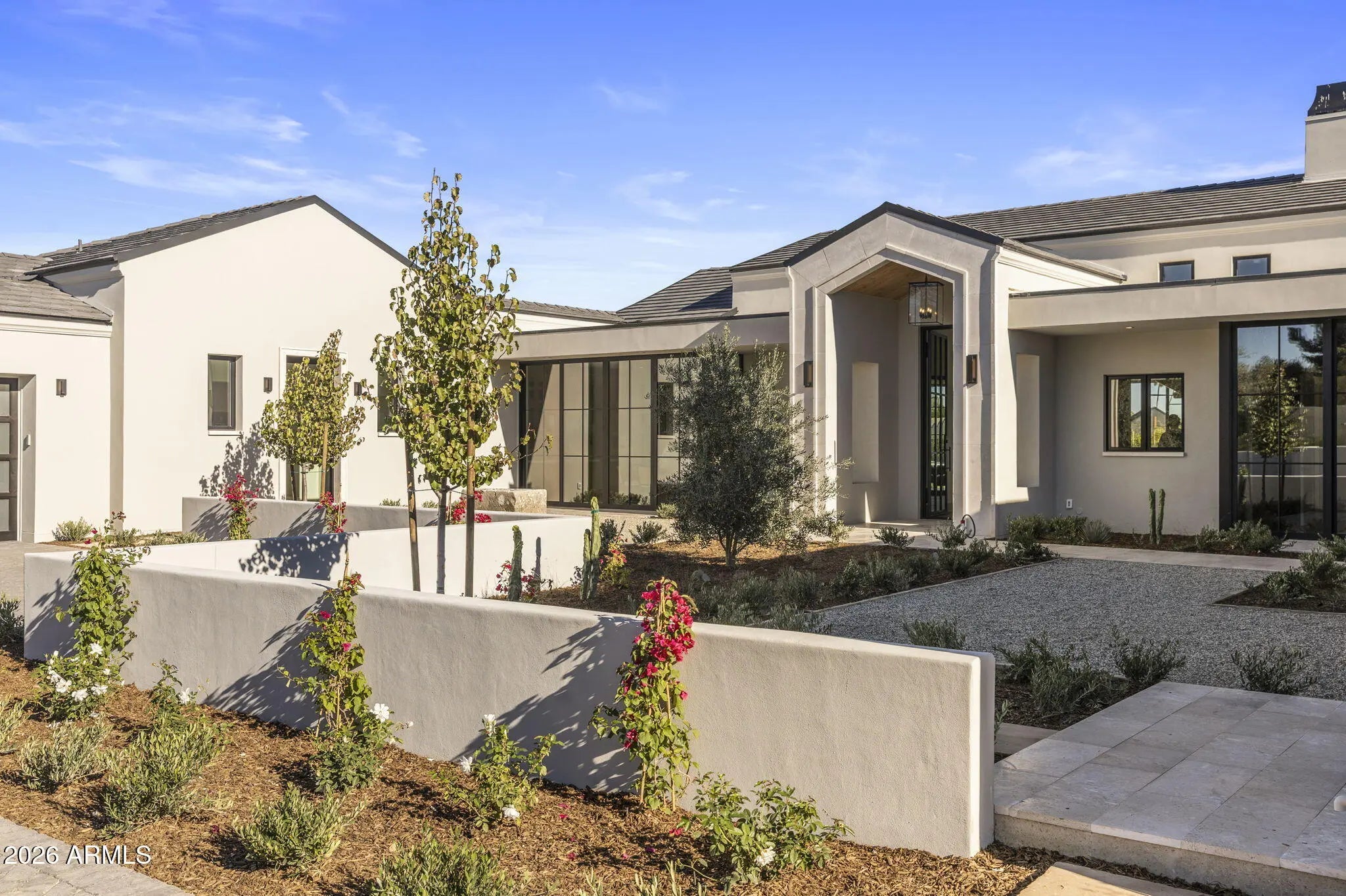 Photo of Listing #6936579