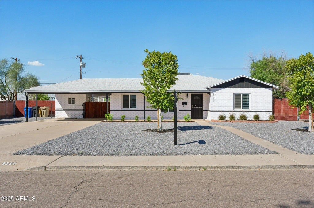 2310 E Amelia Avenue, Phoenix