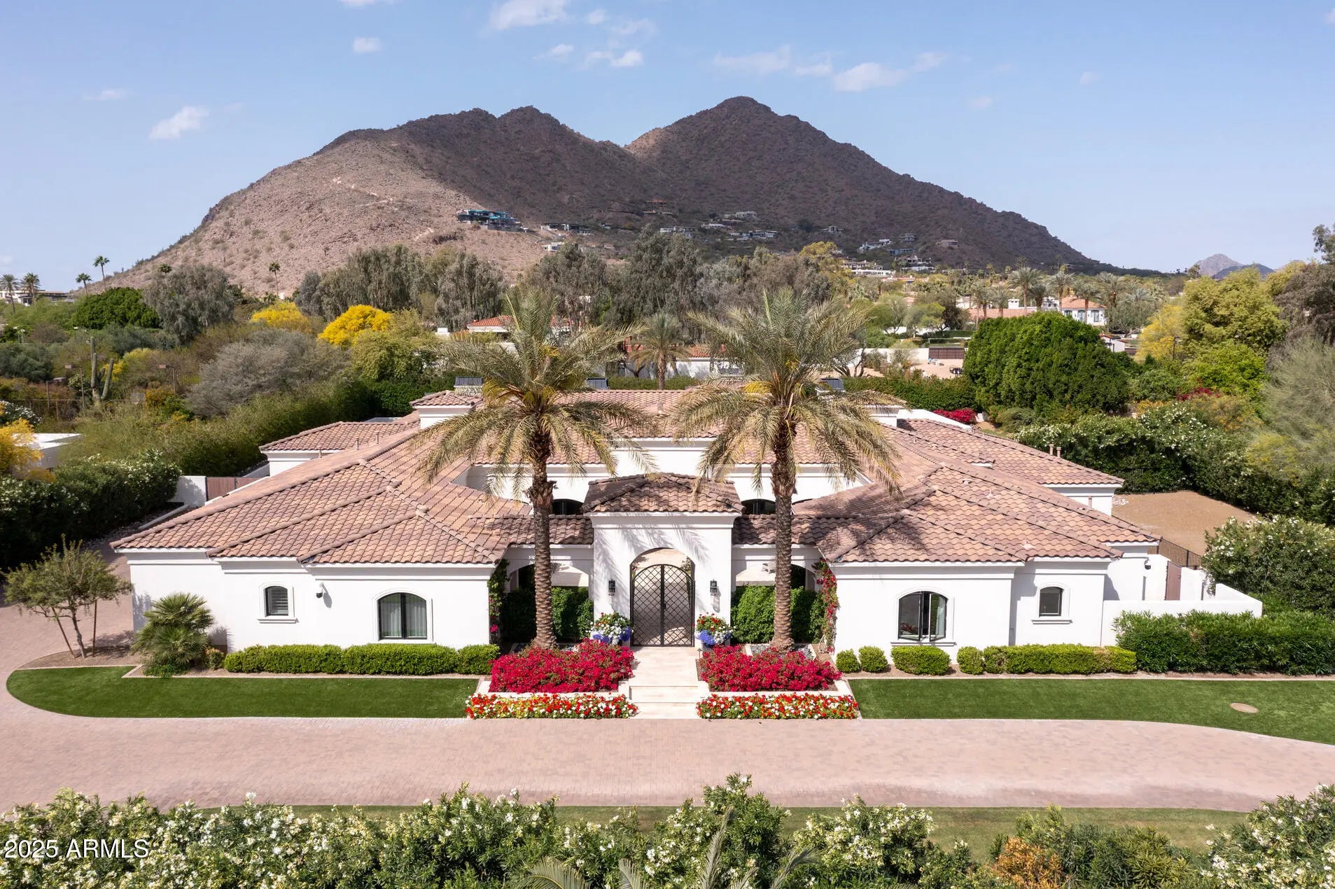 Photo of Listing #6929092