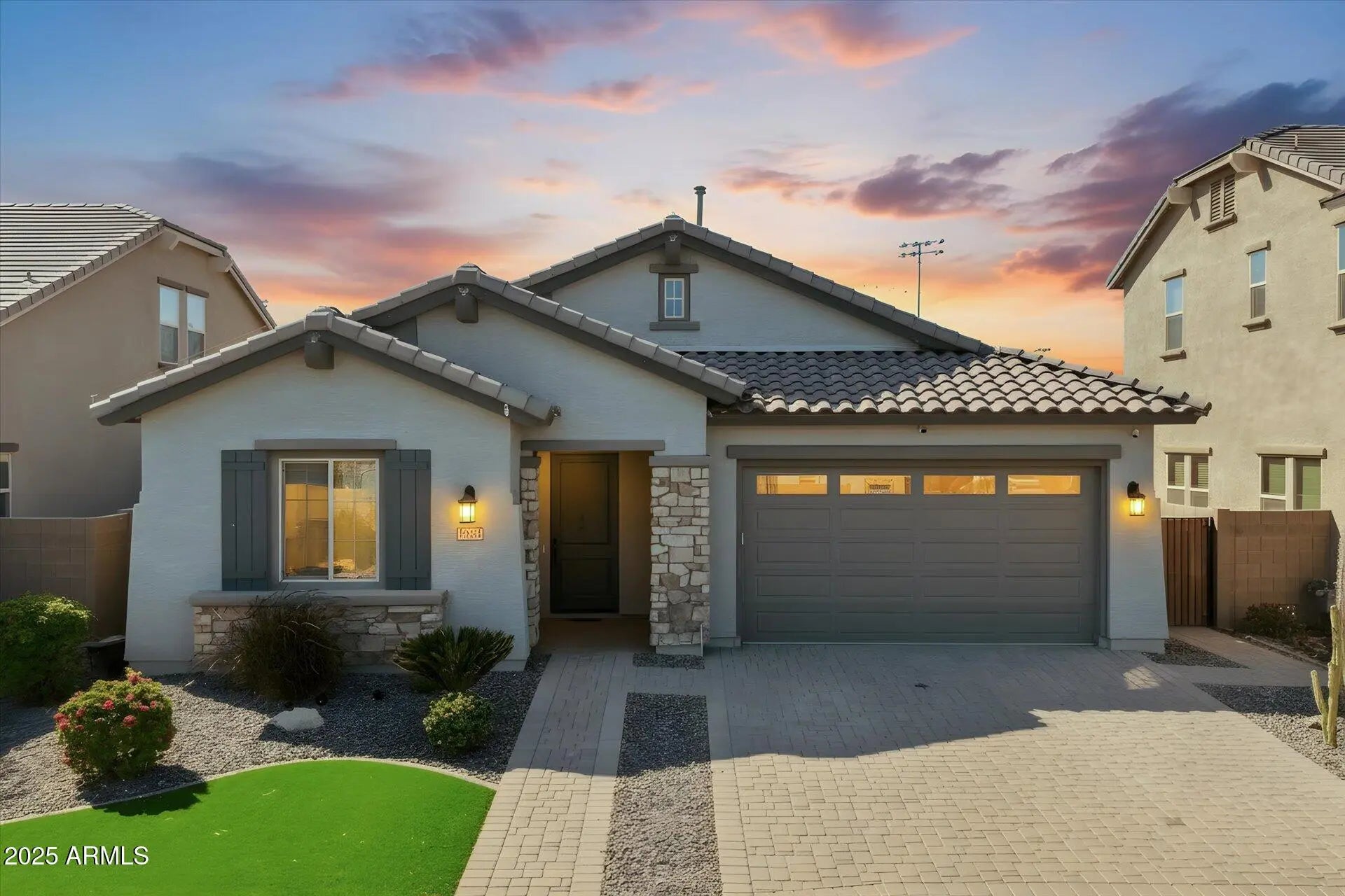 Photo of Listing #6926461