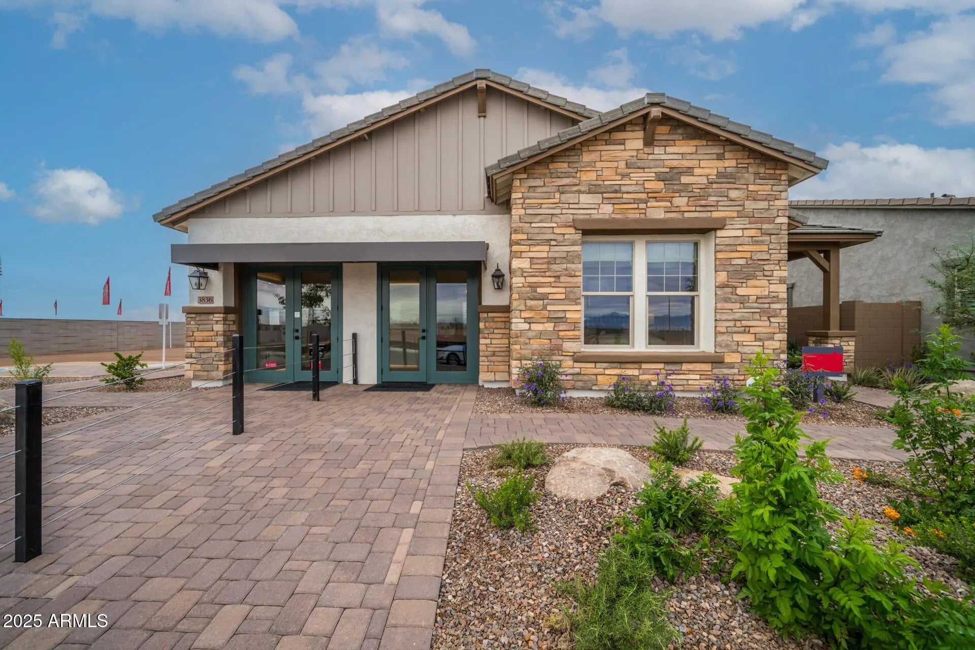 Photo of Listing #6926504