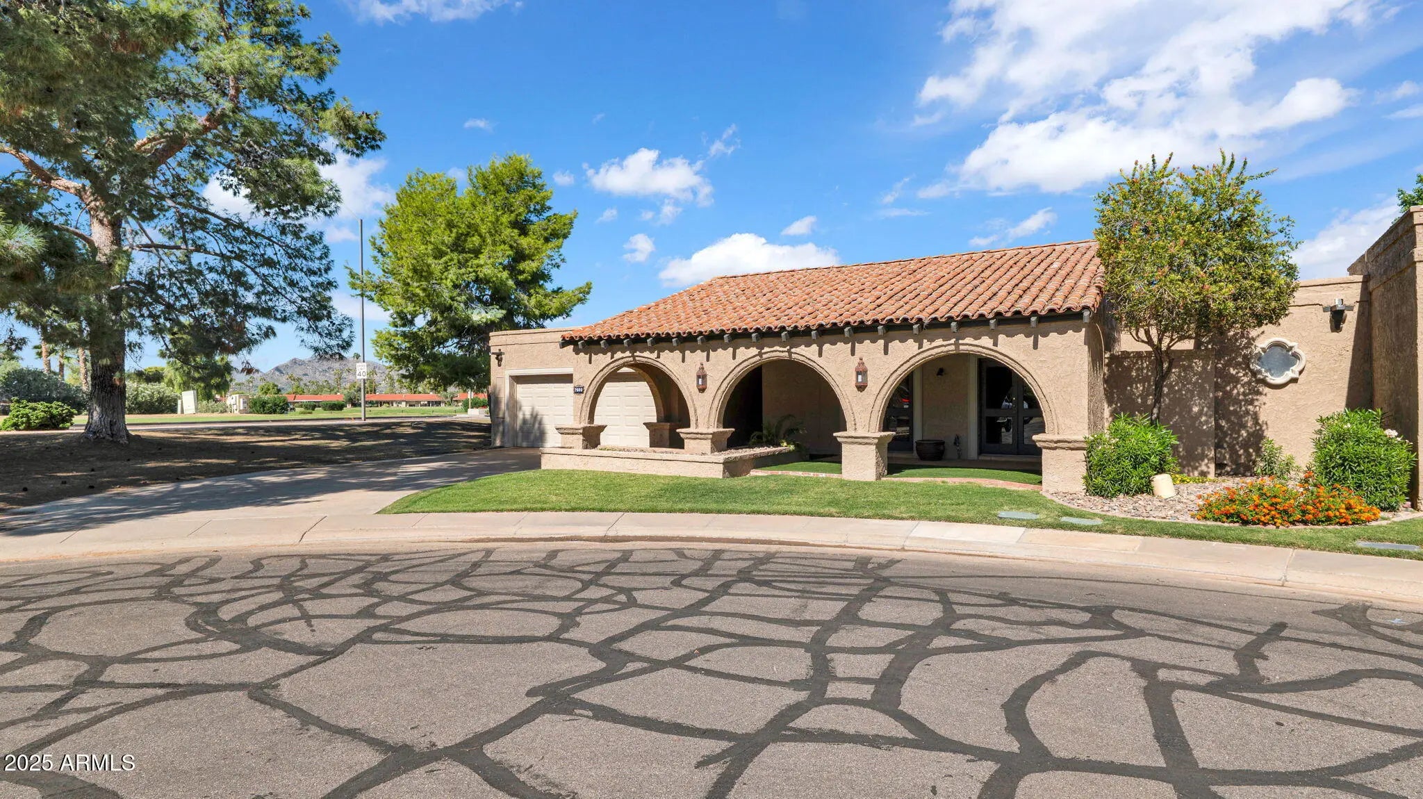 Photo of Listing #6926571