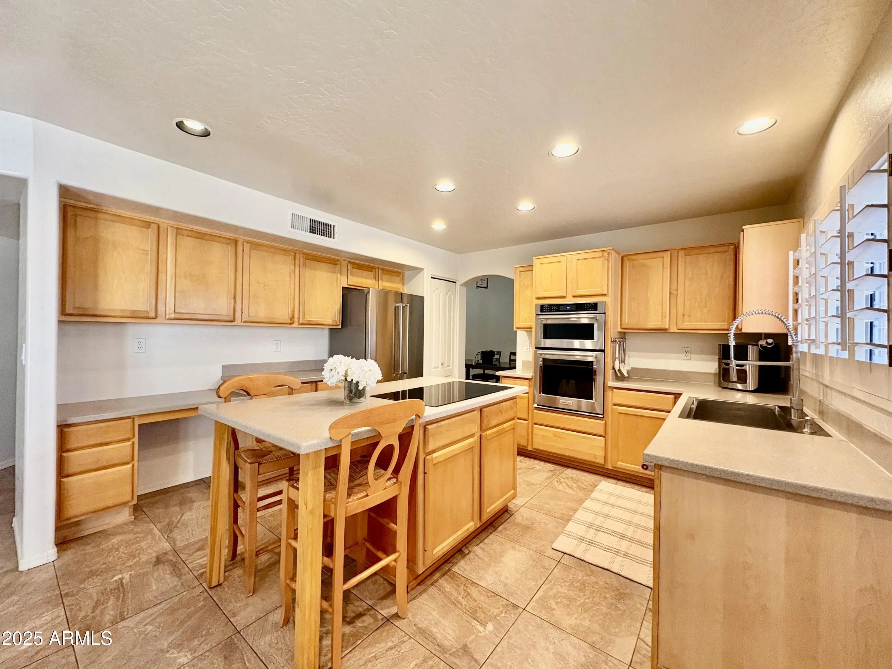 Photo of Listing #6927815