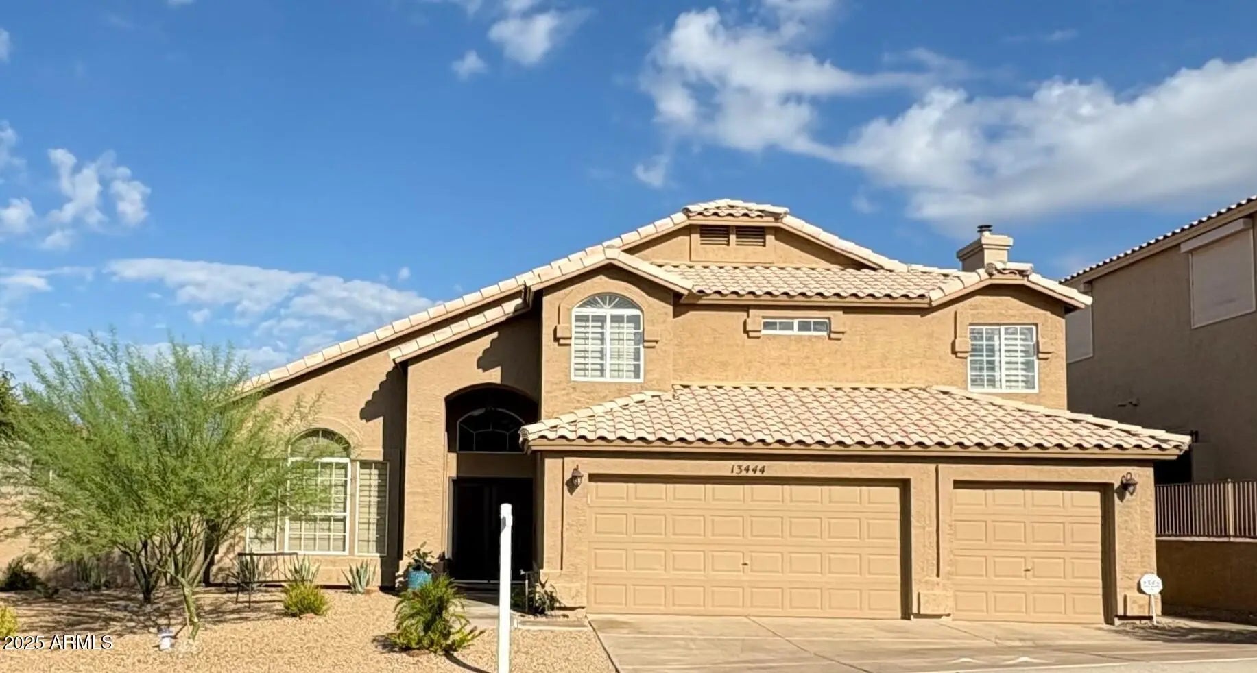 Photo of Listing #6927815