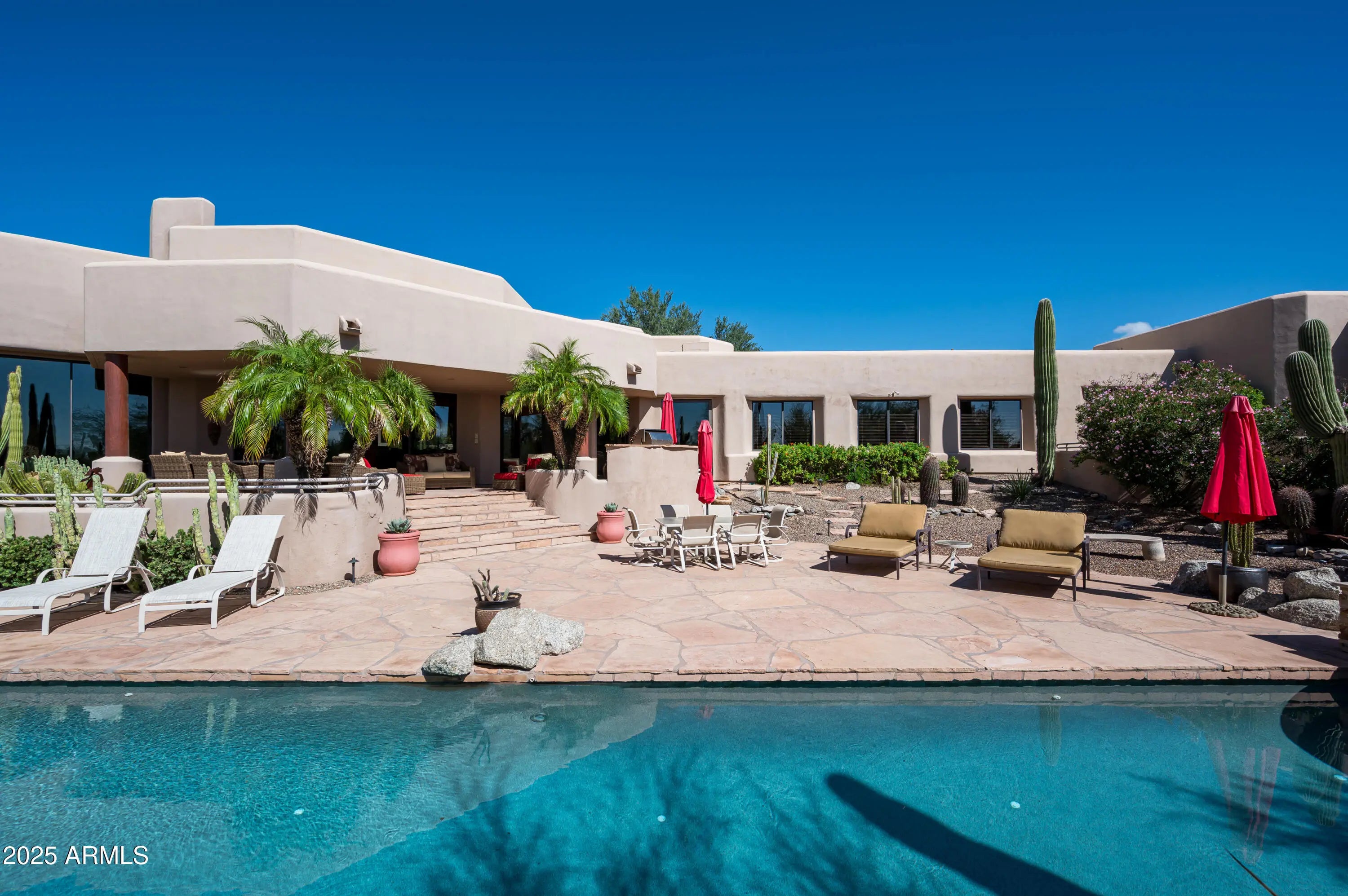 Photo of Listing #6932743